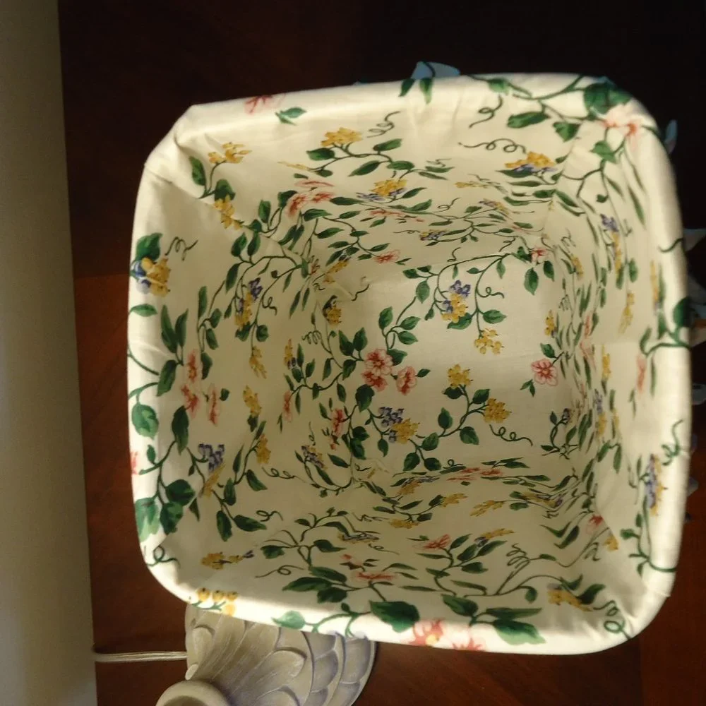 SOLD-Longaberger White Vine Liner for Large Spoon - Picture 5 of 7